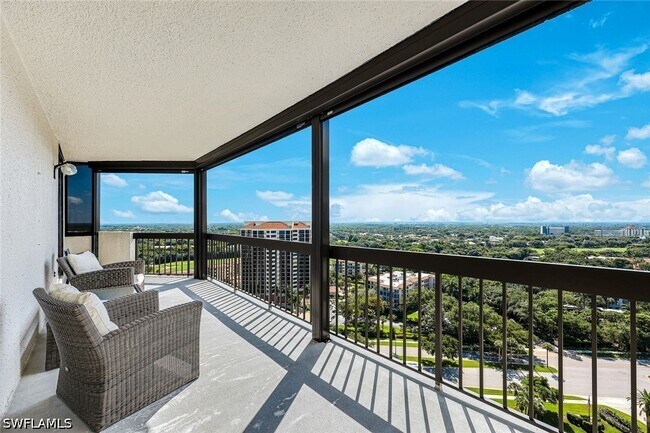 Building Photo - 6001 Pelican Bay Blvd