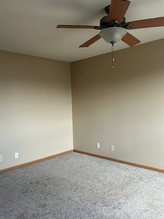 Building Photo - 4 Unit at 5309-5315 45th Street.