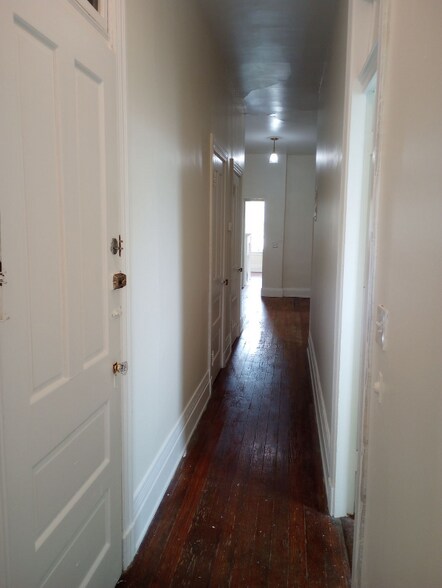 Building Photo - 3521 Clifton Ave