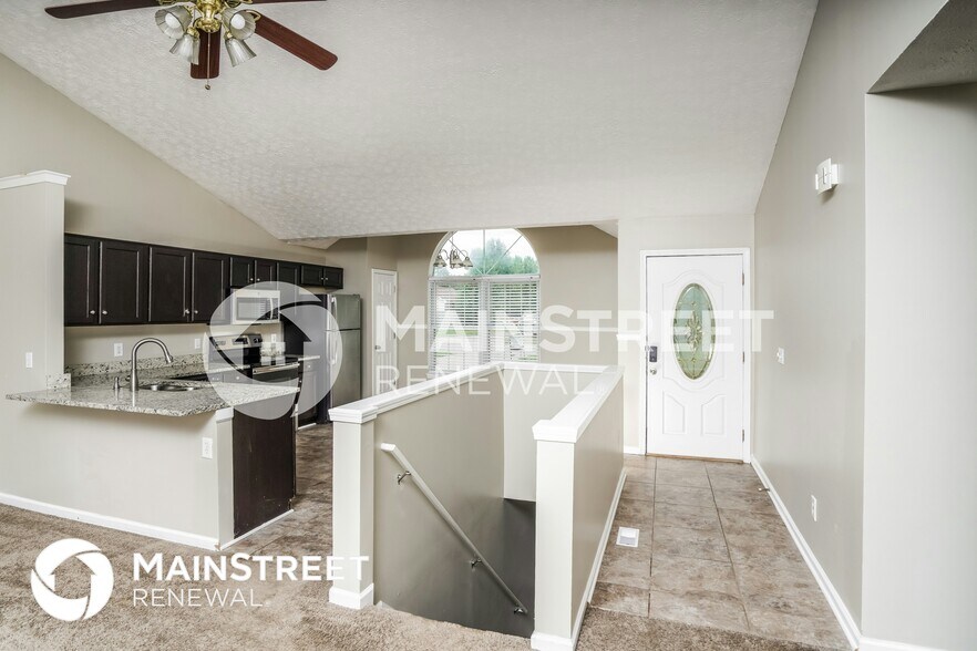 Building Photo - 7001 Matthews Rd