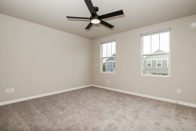 Building Photo - Amazing home ready to move in!