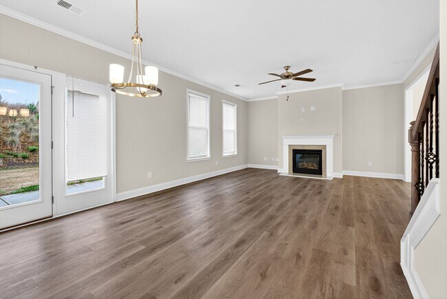 Building Photo - 4 BEDROOM SINGLE FAMILY HOME IN BRASELTON!