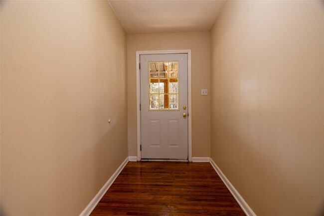 Building Photo - 2407 County Rd 2235