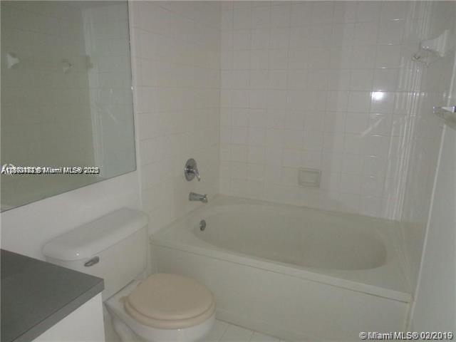 Building Photo - 777 SW 111th Way