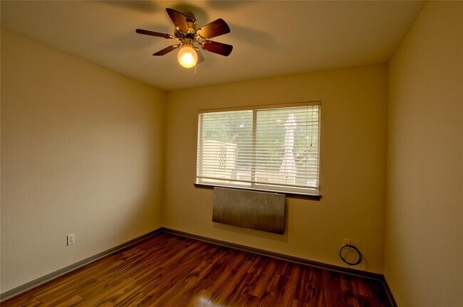 Building Photo - 2203 Corbin Way