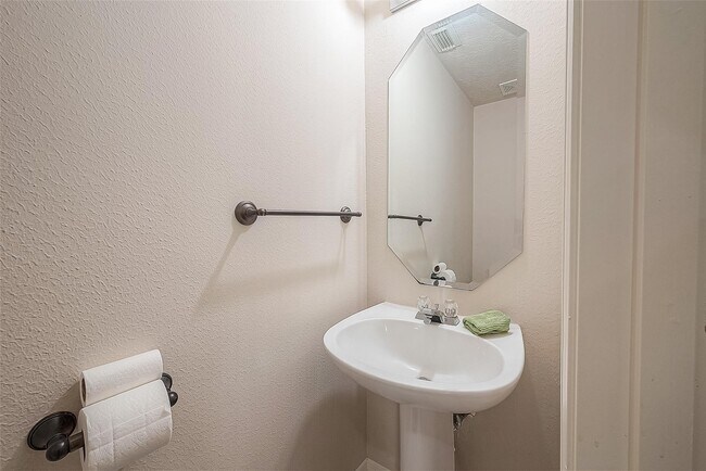 Building Photo - 8923 Aber Trail Ct