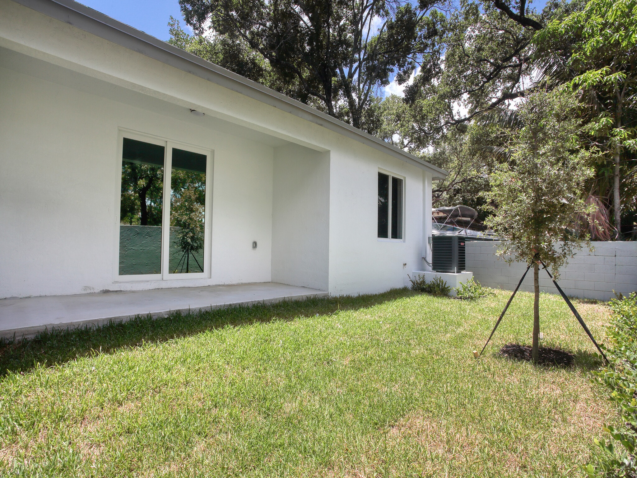 Building Photo - 1515 SW 27th Ct