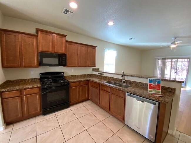 Building Photo - Beautiful 3 Bedroom Single Story Home Available Near Northern Blvd NW & Rainbow Blvd NE!