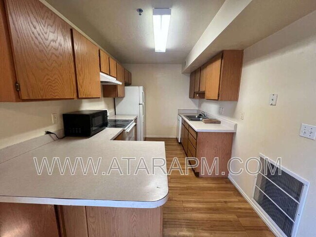Building Photo - 4988 W 4850 S