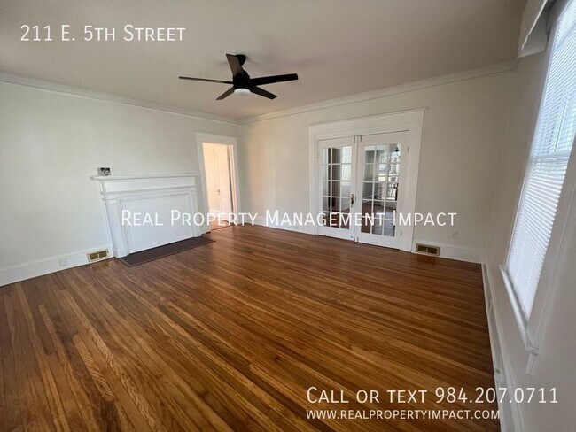 Building Photo - 211 E 5th St