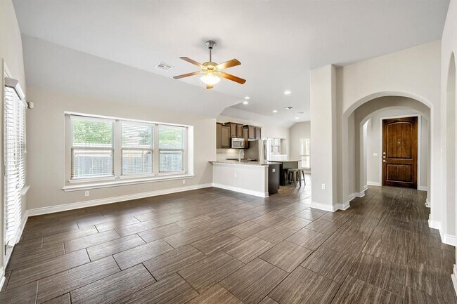 Building Photo - 2404 Spanish Camp Cove