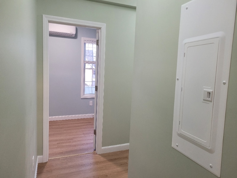 Building Photo - 13 Myrtle St