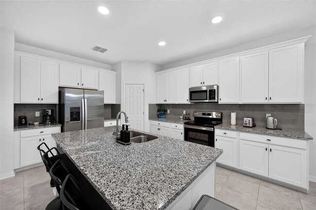 Building Photo - 31903 Sapna Chime Dr