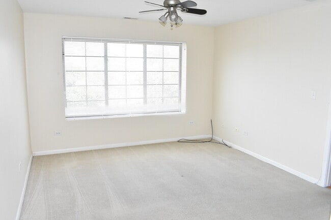 Building Photo - 8255 Skokie Blvd