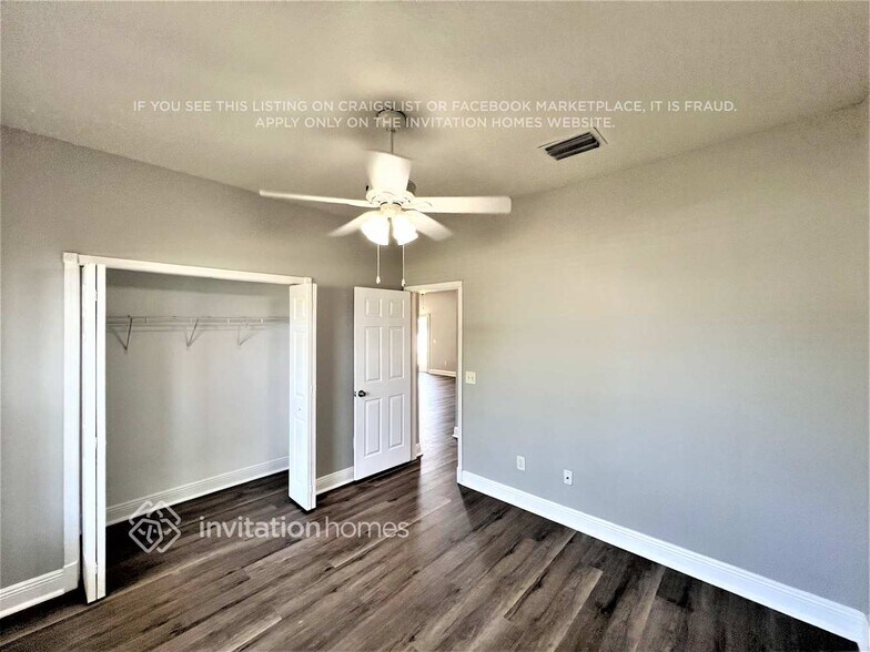 Building Photo - 1462 SW California Blvd