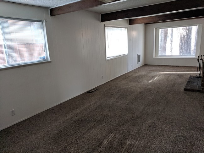 Building Photo - 2518 Knox Ave