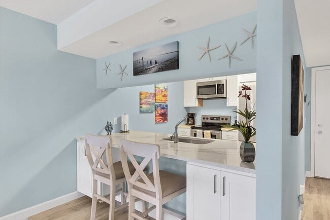 Building Photo - 33 Plantation Dr