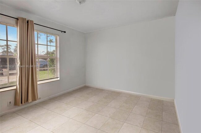 Building Photo - 6729 Camelia Dr