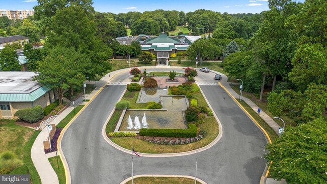 Building Photo - 15316 Pine Orchard Dr