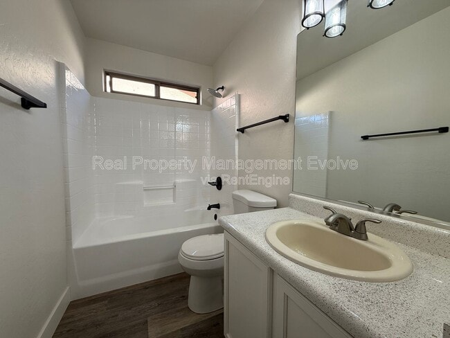 Building Photo - 2809 N 107th Dr