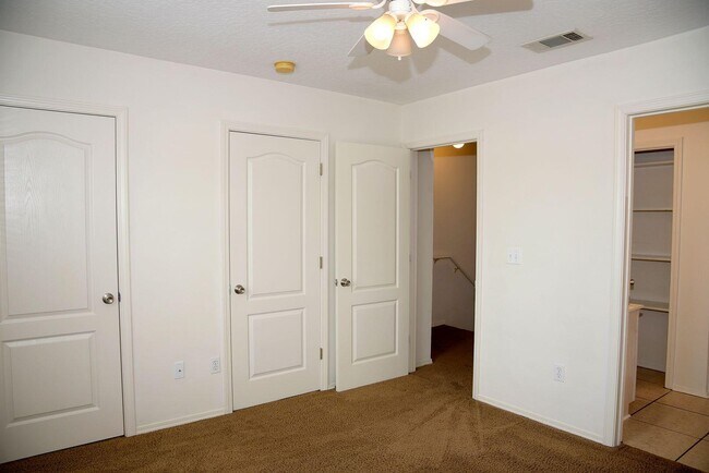 Building Photo - 1810 Shay-Lin Ct