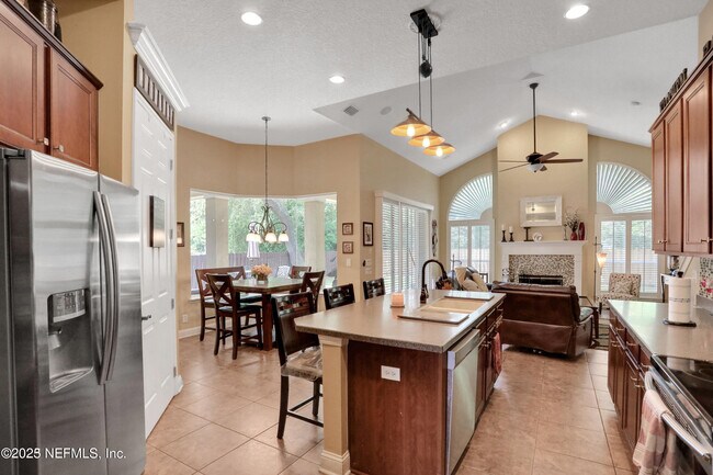 Building Photo - 8000 Hampton Park Blvd E