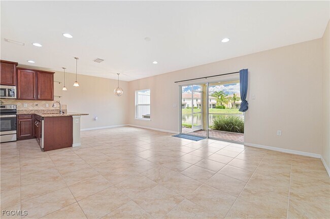 Building Photo - 3889 Tilbor Circle