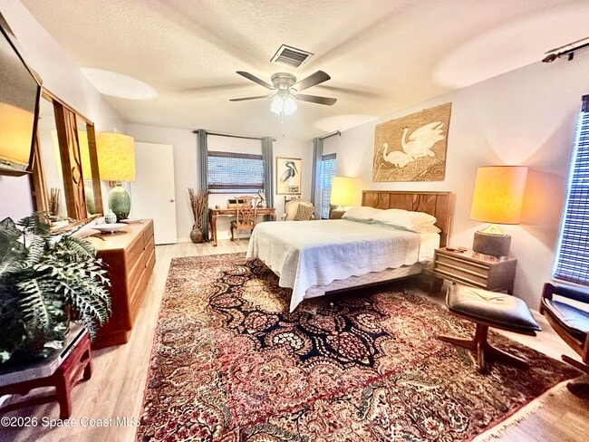 Building Photo - 410 Surf Rd