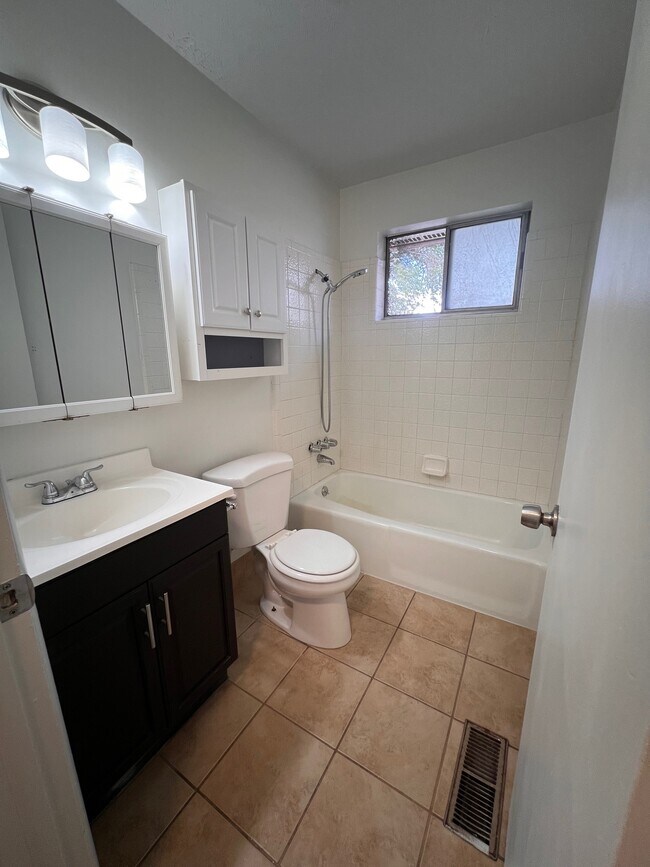 Building Photo - 657 Gold Hunter LLC