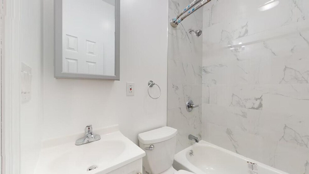 Building Photo - 241 W 113th St