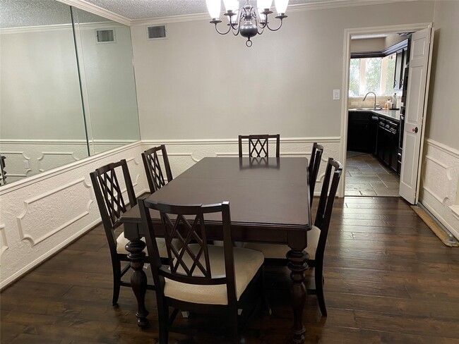 Building Photo - 28 Tangle Brush Dr