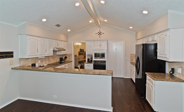Building Photo - 15520 Bay Point Dr