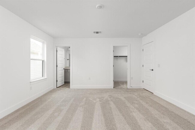 Building Photo - 9509 Boathouse Dr