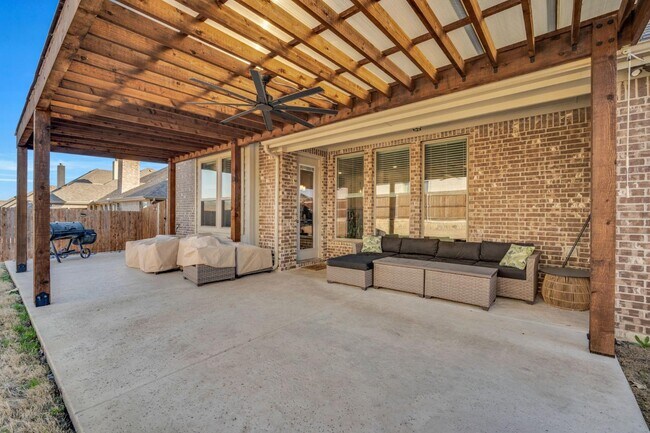 Building Photo - 4409 Dandelion Ln