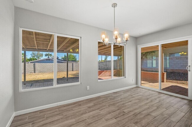 Building Photo - 15237 North 21st St