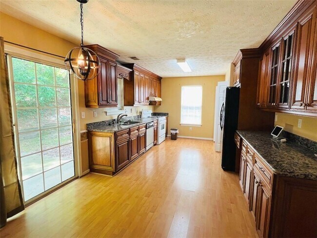 Building Photo - 3663 Willgrove Way
