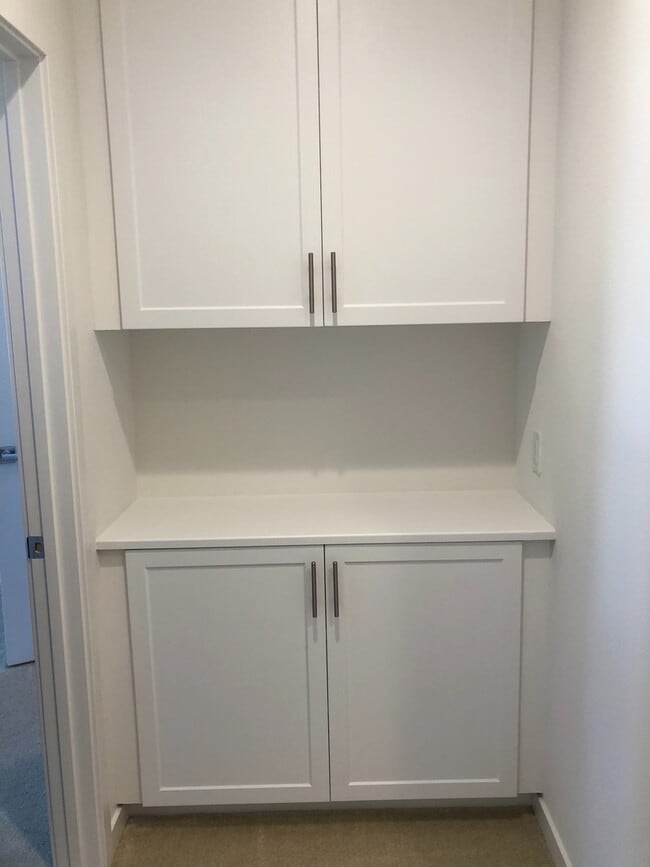 Building Photo - West Creek - 3 bedroom, 2.5 bath Townhome!