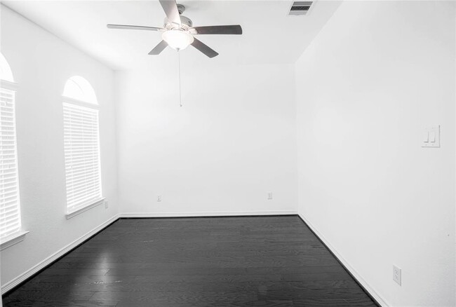 Building Photo - 6307 Grand Drift Ct
