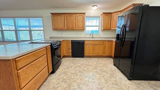 Building Photo - 2706 Jersey St