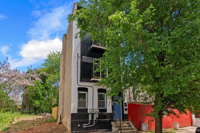 Building Photo - 1823 N Van Pelt St