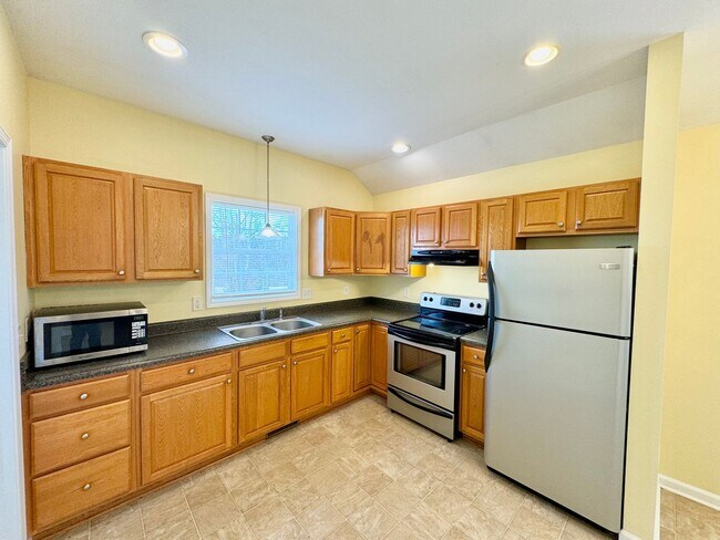 Building Photo - 20 mins to Clarksville, Virginia and Located Just Off Highway 58