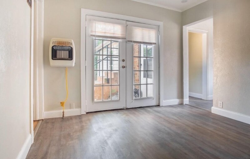 Building Photo - 5928-5928 Victor St