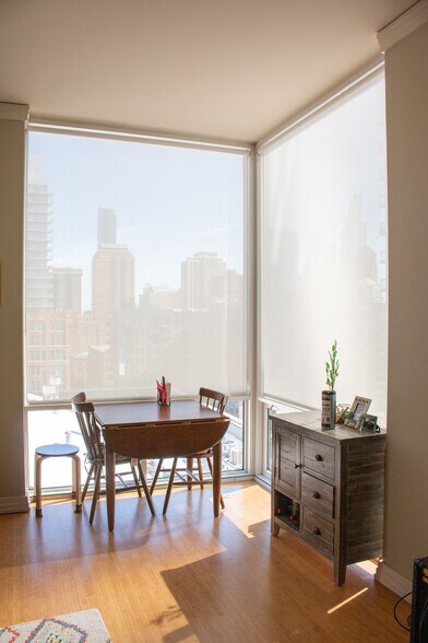 Building Photo - 170 W Polk St
