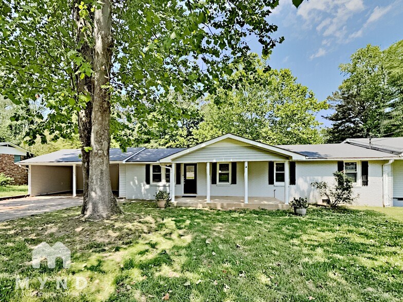 Primary Photo - 290 Harlan Lane Rd