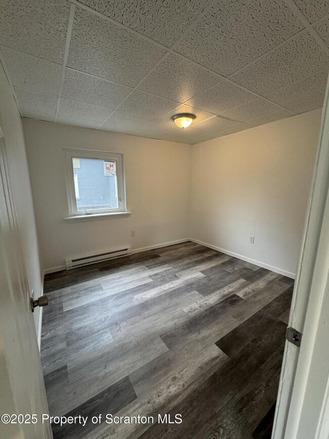 Building Photo - 100 N Van Buren Ave