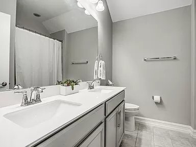Building Photo - 6516 Cedarhurst Ct