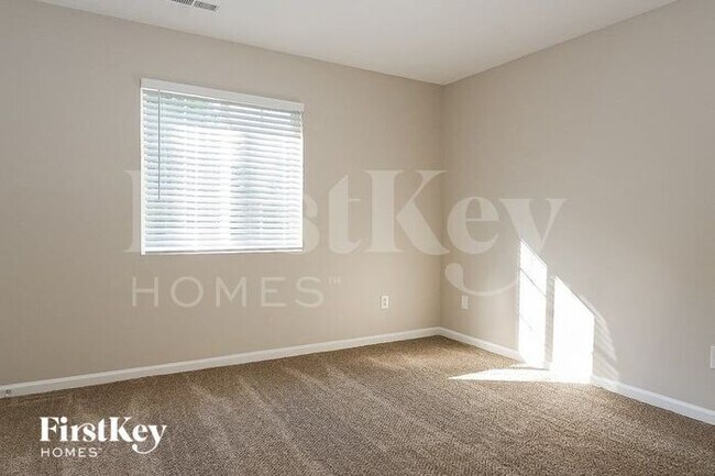 Building Photo - 5607 Townsend Farm Ct