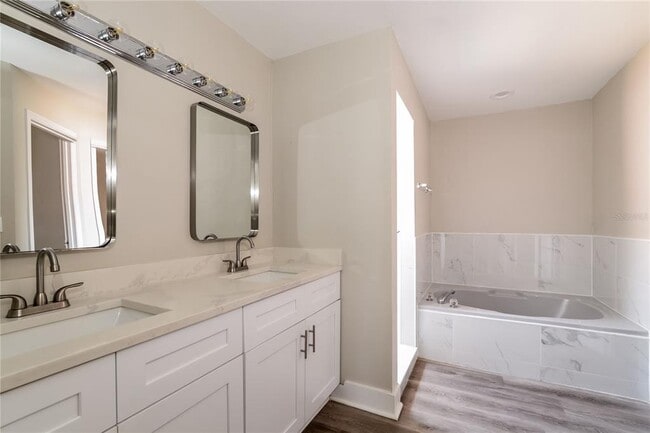 Building Photo - 5106 Clarion Hammock Dr