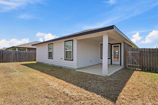 Building Photo - 14819 Cold Water Dr