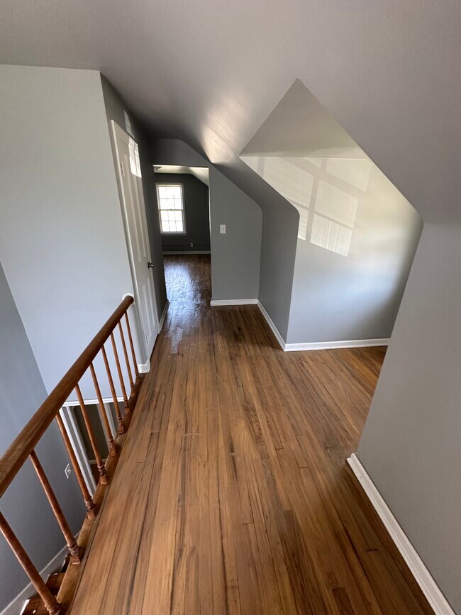 Building Photo - 1709 N Ballenger Hwy